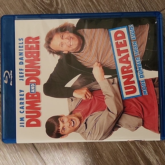 Blu-ray Bundle (4) - Picture 3 of 6